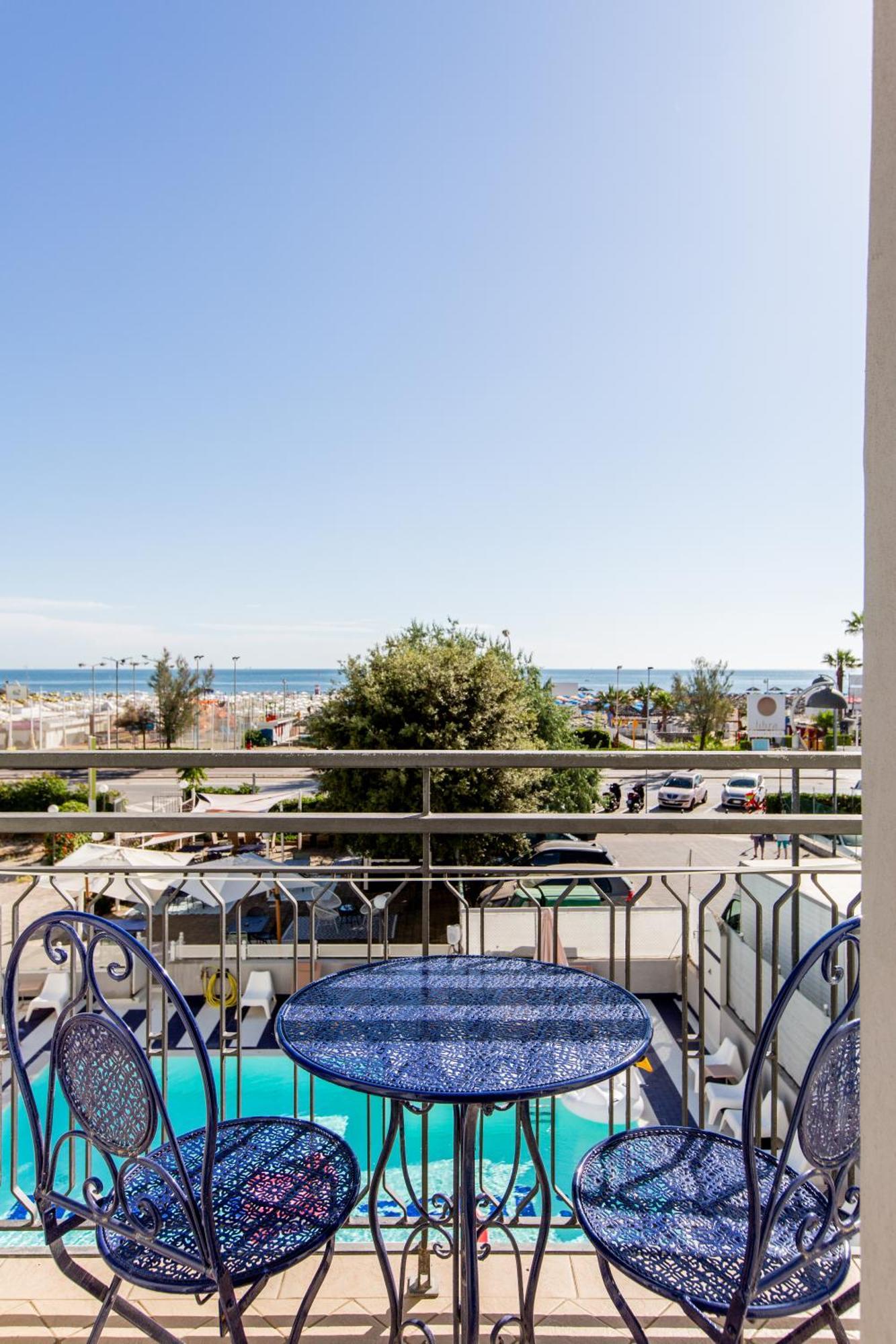 Hotel Belvedere Rimini Exterior foto
