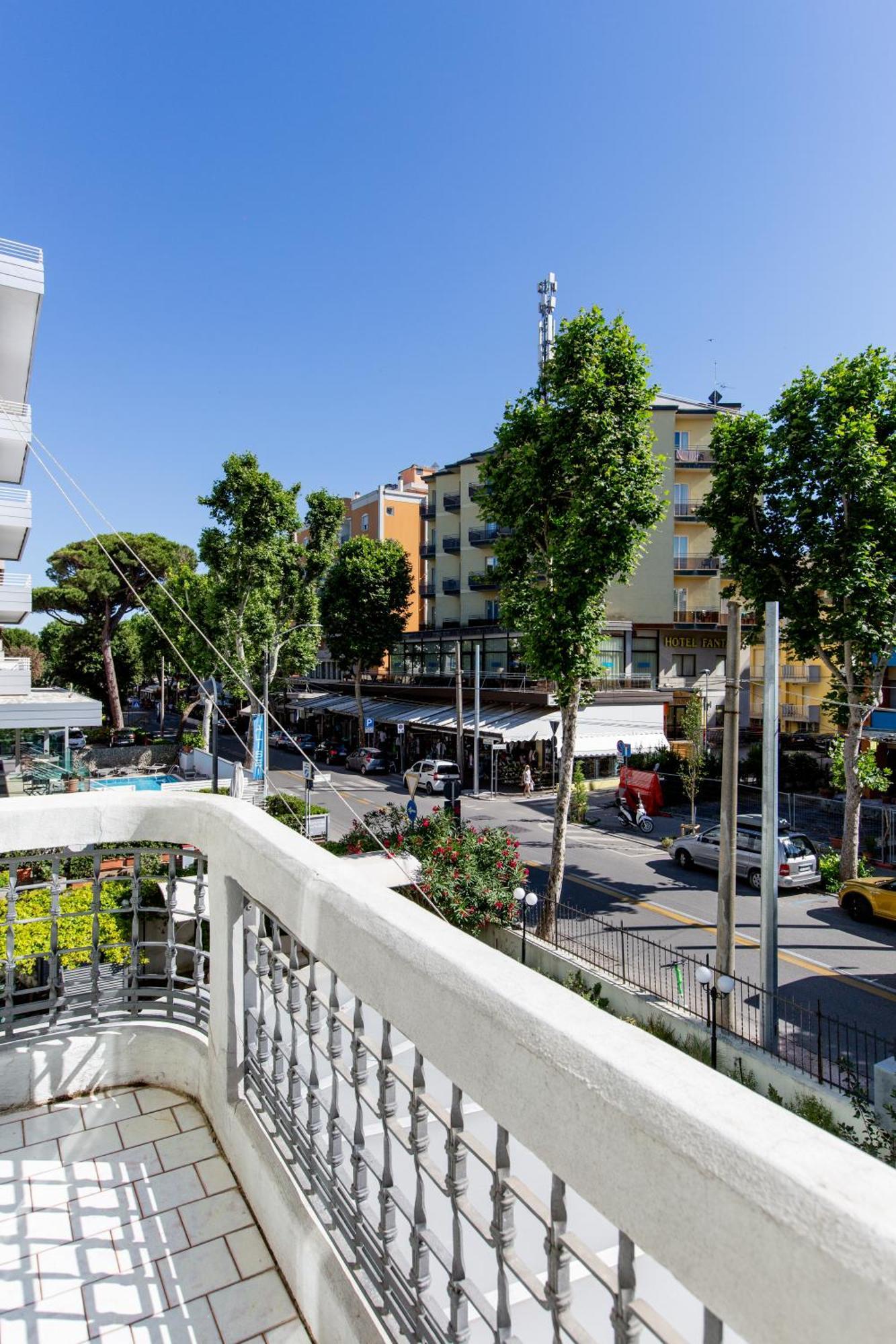Hotel Belvedere Rimini Exterior foto
